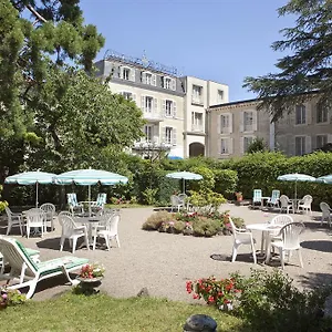 Logis Royal Saint-mart Hotel